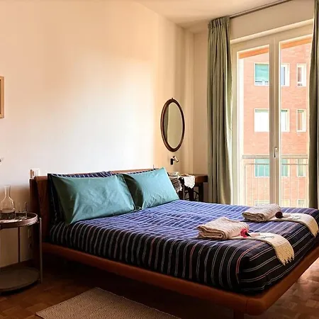 Giallo Lame Appartement Bologne