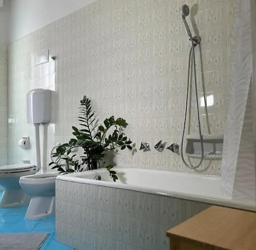 Apartment Giallo Lame