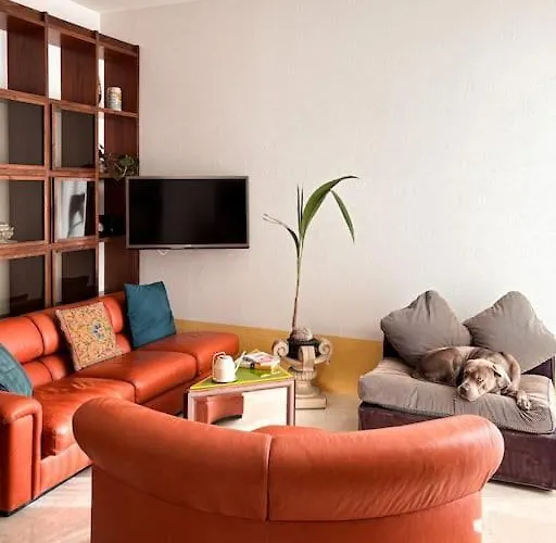 Apartment Giallo Lame *